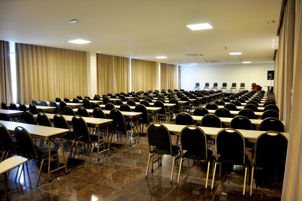 Galatas Golden Hotel Patos de Minas Eksteriør billede