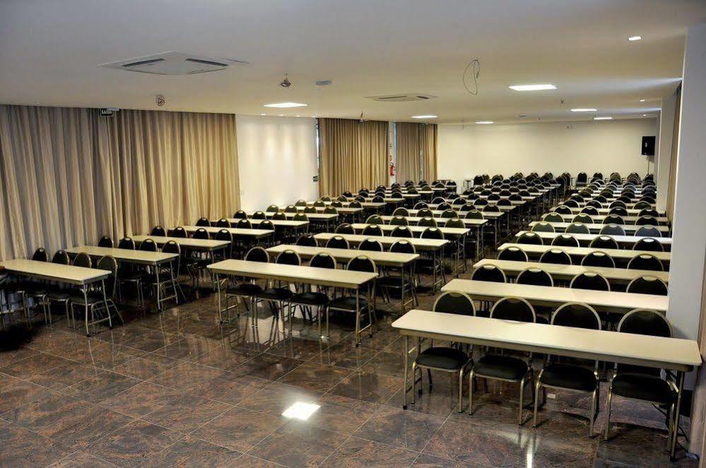 Galatas Golden Hotel Patos de Minas Eksteriør billede